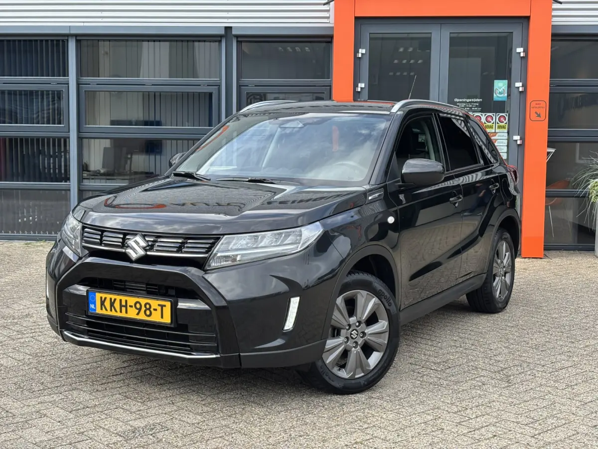 1.5 Hybrid Select / Allseason Banden / Navi / Stoelverwarming / Applecarplay/AndroidAuto /