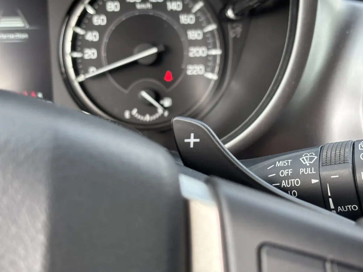 1.5 Hybrid Select / Allseason Banden / Navi / Stoelverwarming / Applecarplay/AndroidAuto /