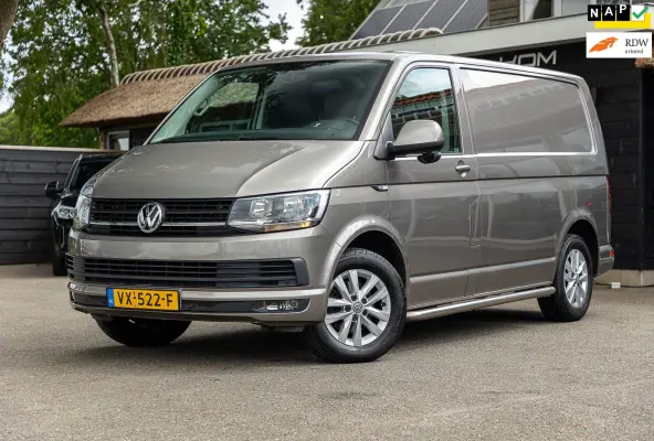 2.0 TDI L1H1 Highline Trekhaak I Leder I 3 Zits I Sidebars I Airco I Cruise I Camera I Android I PDC