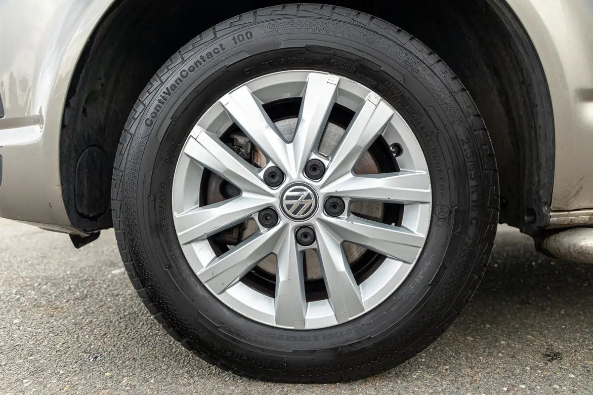 2.0 TDI L1H1 Highline Trekhaak I Leder I 3 Zits I Sidebars I Airco I Cruise I Camera I Android I PDC
