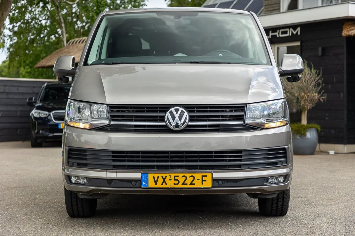 2.0 TDI L1H1 Highline Trekhaak I Leder I 3 Zits I Sidebars I Airco I Cruise I Camera I Android I PDC