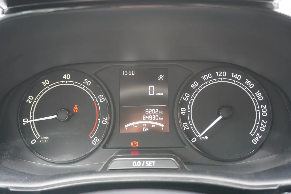 1.0 TSI 95pk Active | LaneAssist | Airco | DAB | VermoeidheidsHerkenning