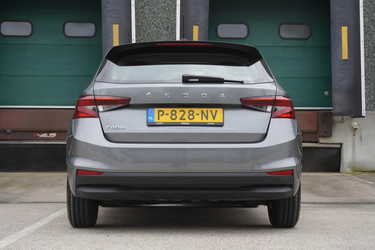 1.0 TSI 95pk Active | LaneAssist | Airco | DAB | VermoeidheidsHerkenning