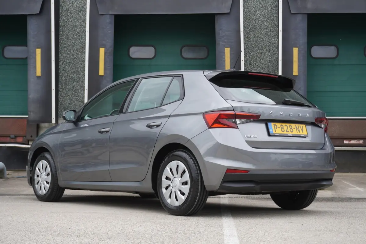 1.0 TSI 95pk Active | LaneAssist | Airco | DAB | VermoeidheidsHerkenning