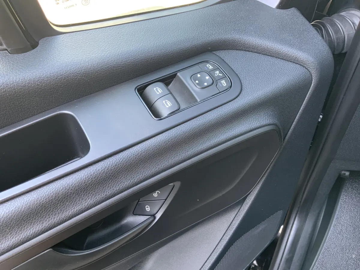 315CDI L1H1 Automaat , Camera , Airco , Navi Alu Velg Side Bar Opstap Euro 6