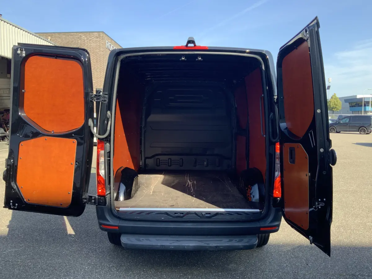 315CDI L1H1 Automaat , Camera , Airco , Navi Alu Velg Side Bar Opstap Euro 6