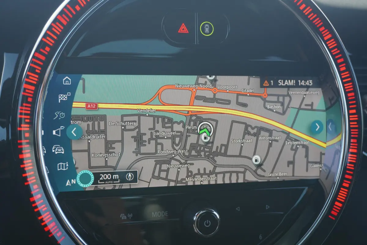 Cooper John Cooper Works Uitvoering | Harman Kardon | Panoramadak | Driving Assistant | Achteruitrijcamera | Stoel & Stuur verwarming