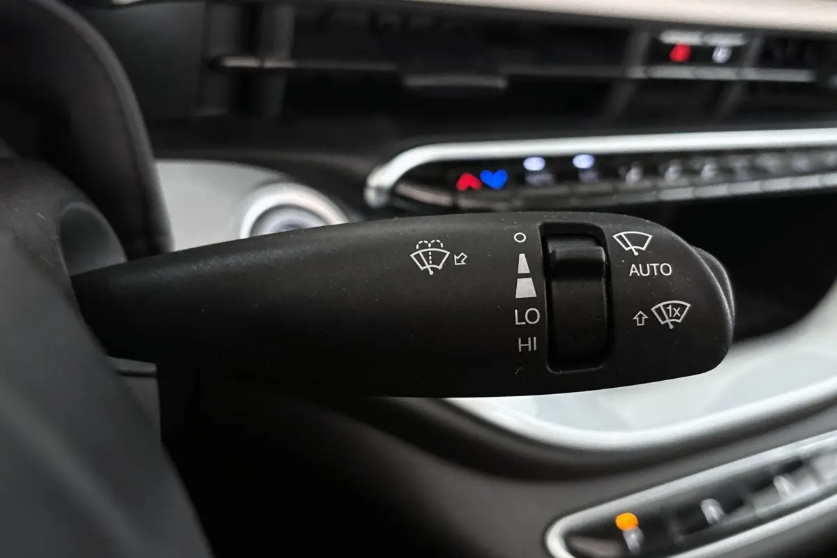 Icon 42 kWh Stoelverwarming 17'' Diamantfinish Velgen Cruise control