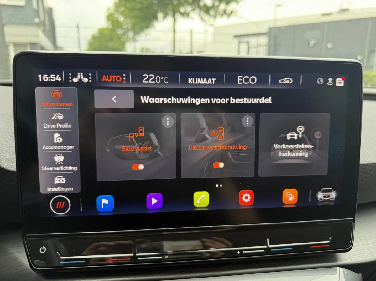 1.4 PLUG-IN Business