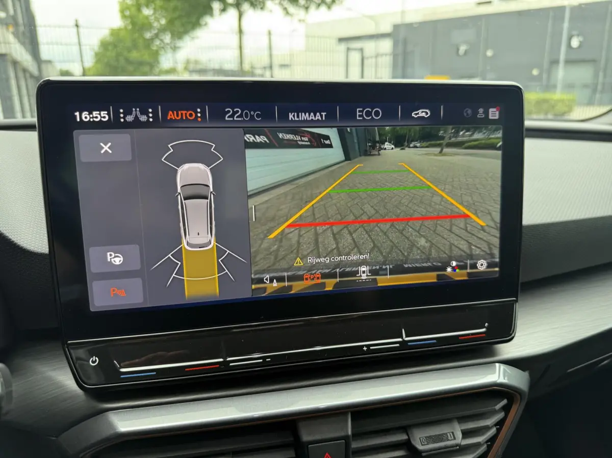 1.4 PLUG-IN Business