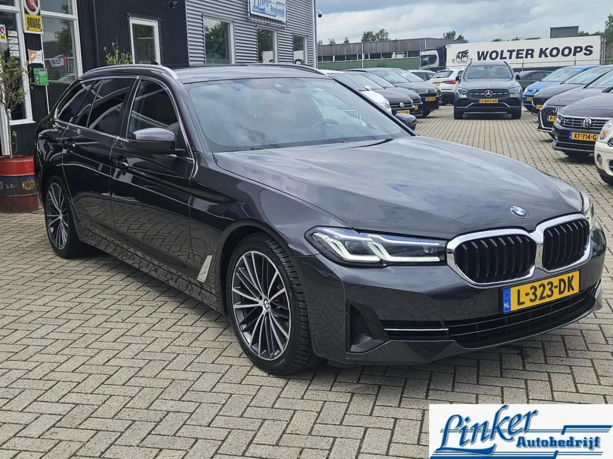520i Executive LEDER/NL-AUTO- CARPLAY