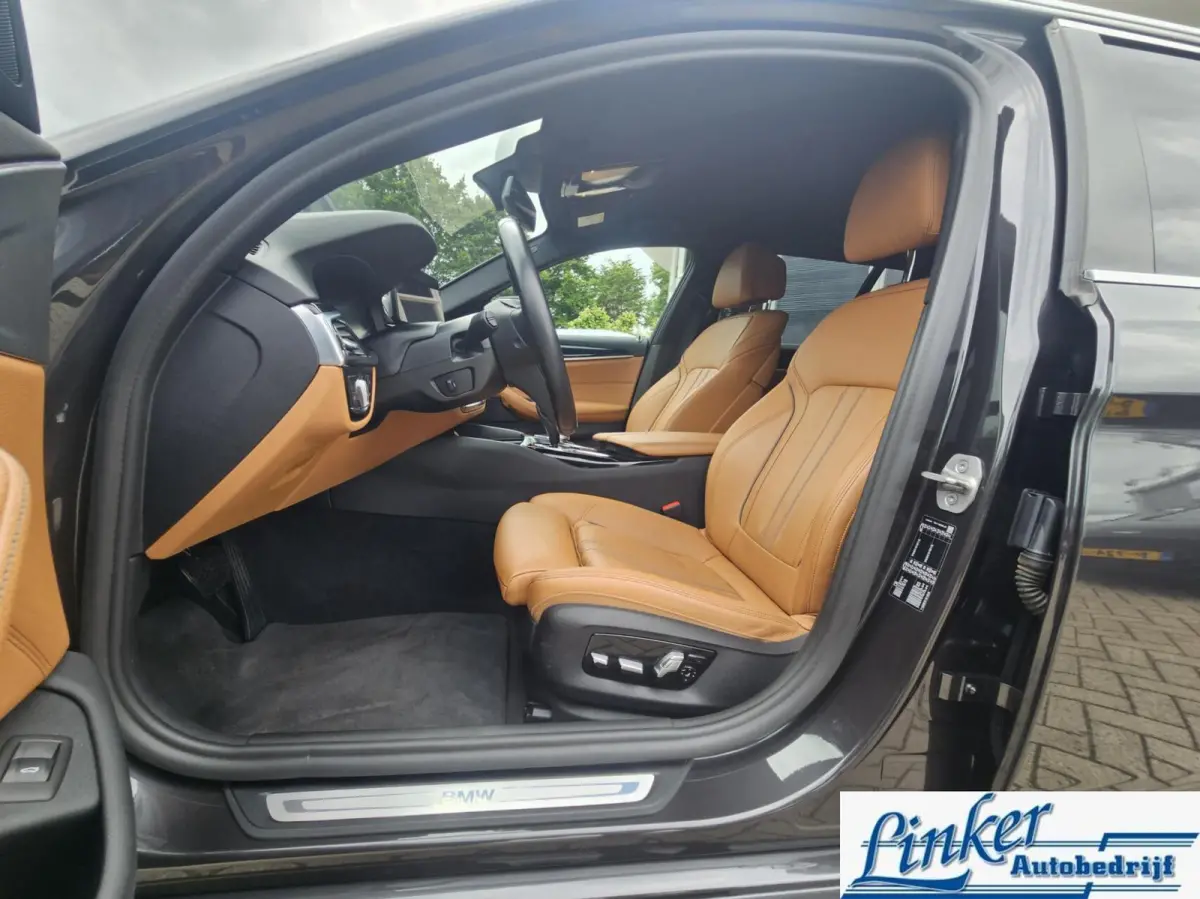 520i Executive LEDER/NL-AUTO- CARPLAY