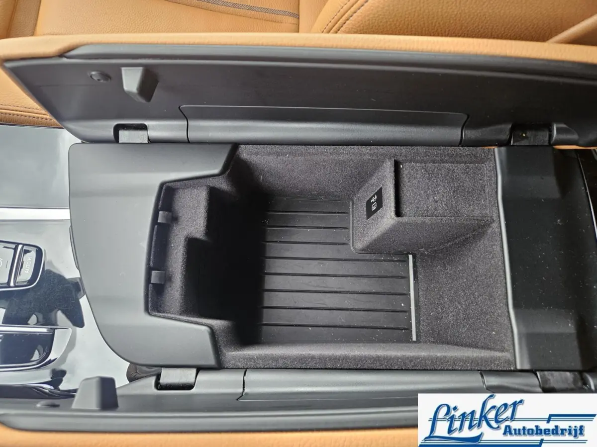 520i Executive LEDER/NL-AUTO- CARPLAY