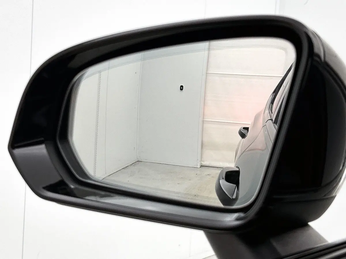 2.0 Recharge T6 AWD R-Design | Automaat | Apple Carplay / Android Auto | Achteruitrijcamera | Parkeersensoren | Stoelverwarming | Stuurverwarming |