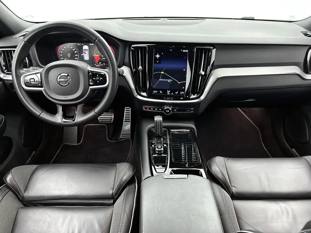 2.0 Recharge T6 AWD R-Design | Automaat | Apple Carplay / Android Auto | Achteruitrijcamera | Parkeersensoren | Stoelverwarming | Stuurverwarming |