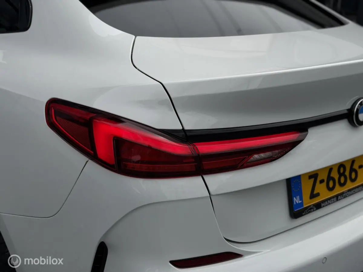 BMW 218d M-Sport|Pano|18"|Shadow Line