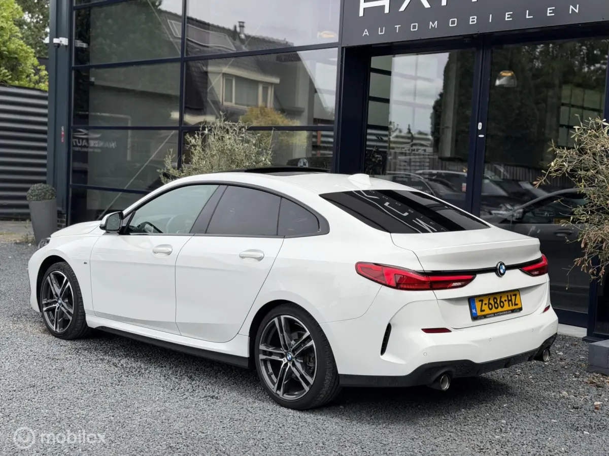 BMW 218d M-Sport|Pano|18"|Shadow Line