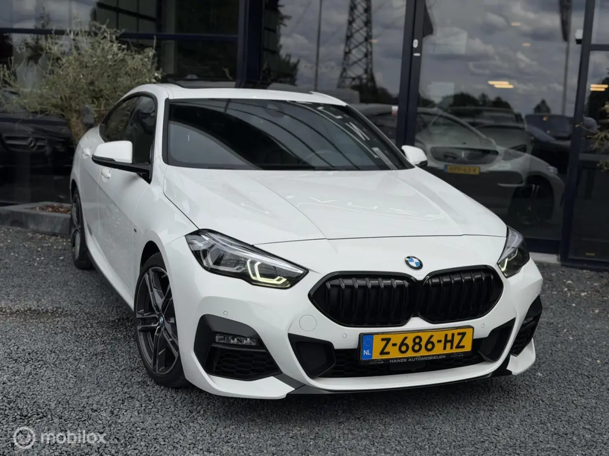 BMW 218d M-Sport|Pano|18"|Shadow Line