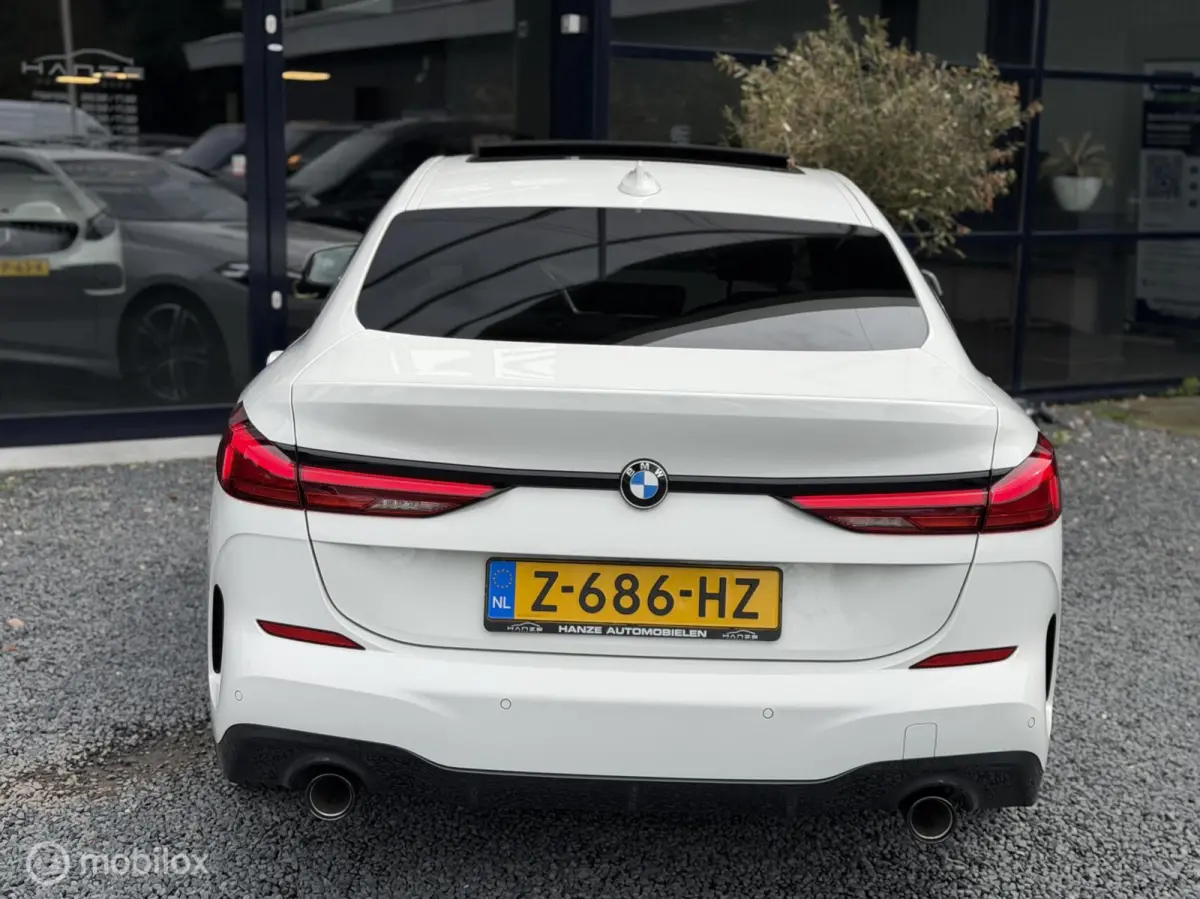 BMW 218d M-Sport|Pano|18"|Shadow Line