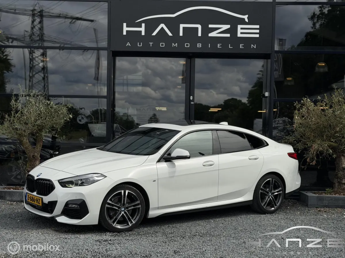 BMW 218d M-Sport|Pano|18"|Shadow Line