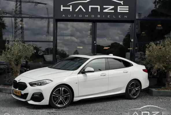 BMW 218d M-Sport|Pano|18"|Shadow Line
