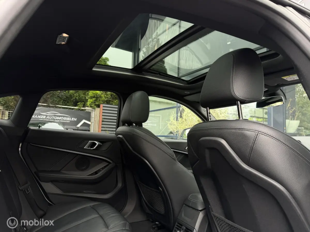 BMW 218d M-Sport|Pano|18"|Shadow Line