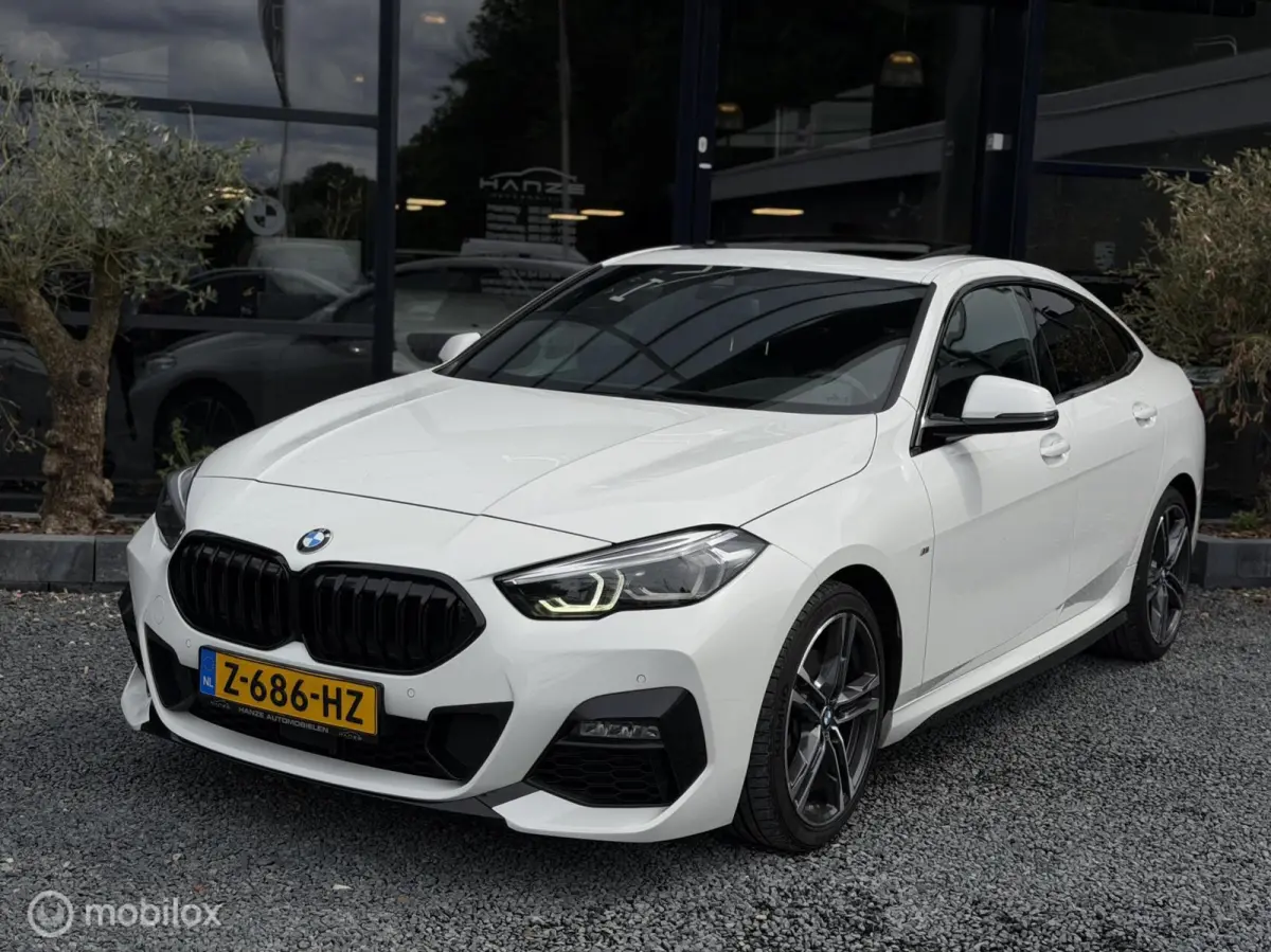 BMW 218d M-Sport|Pano|18"|Shadow Line