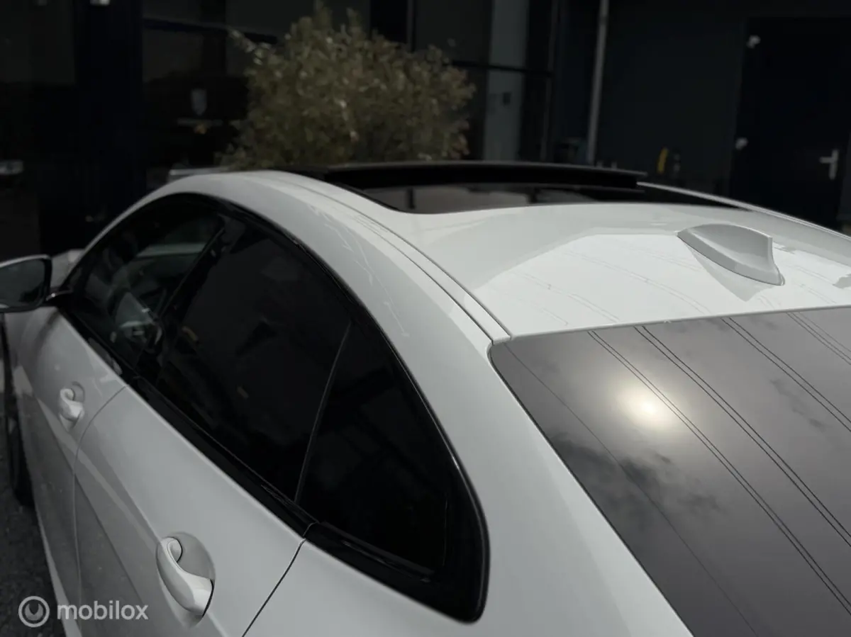 BMW 218d M-Sport|Pano|18"|Shadow Line