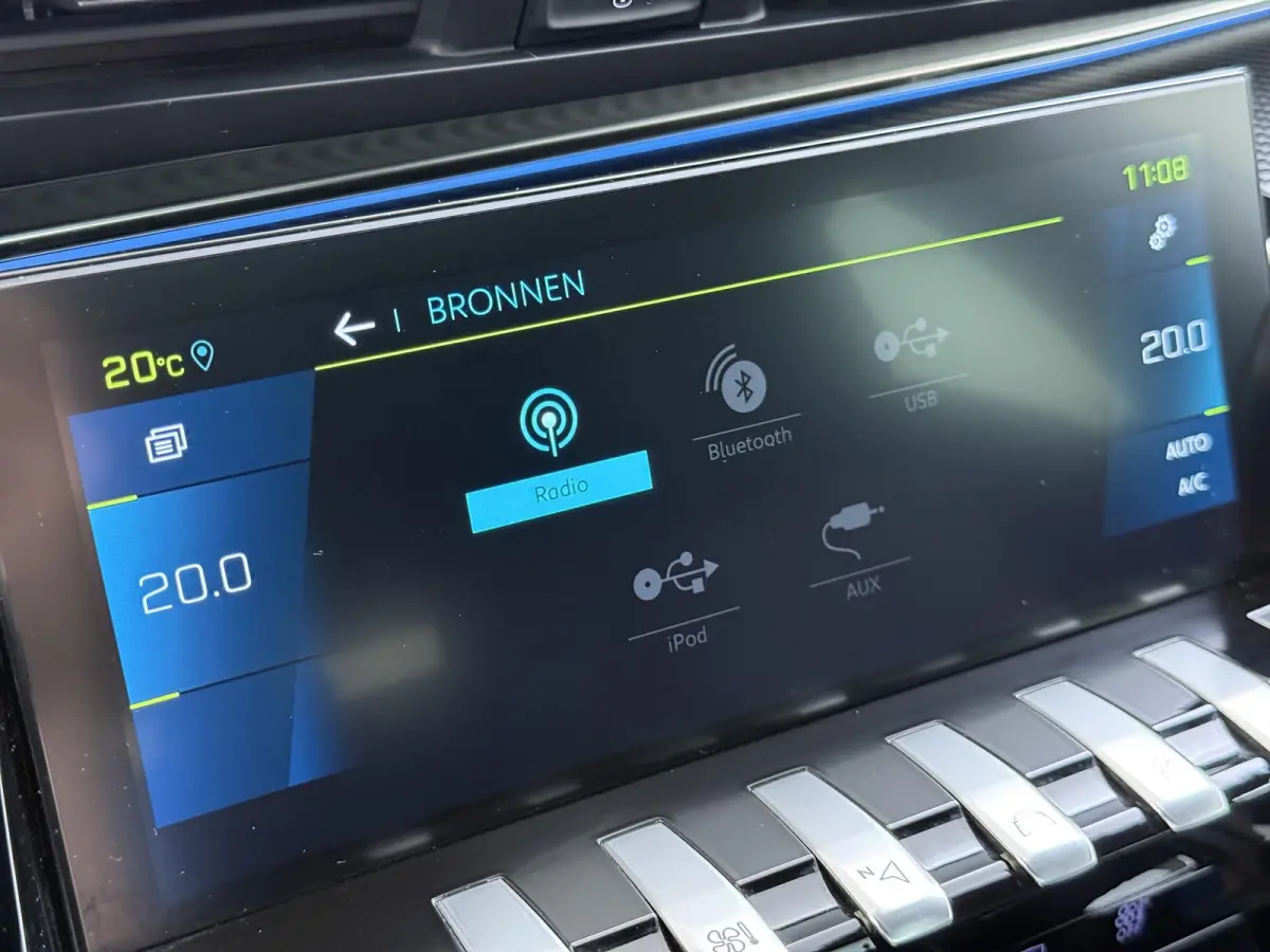 GT 225pk Plugin-Hybrid Automaat | Accu 92% | Navigatie | Elektrische achterklep | Full LED koplampen | Camera achter | Cruise control adaptief | Apple Carplay en Android auto