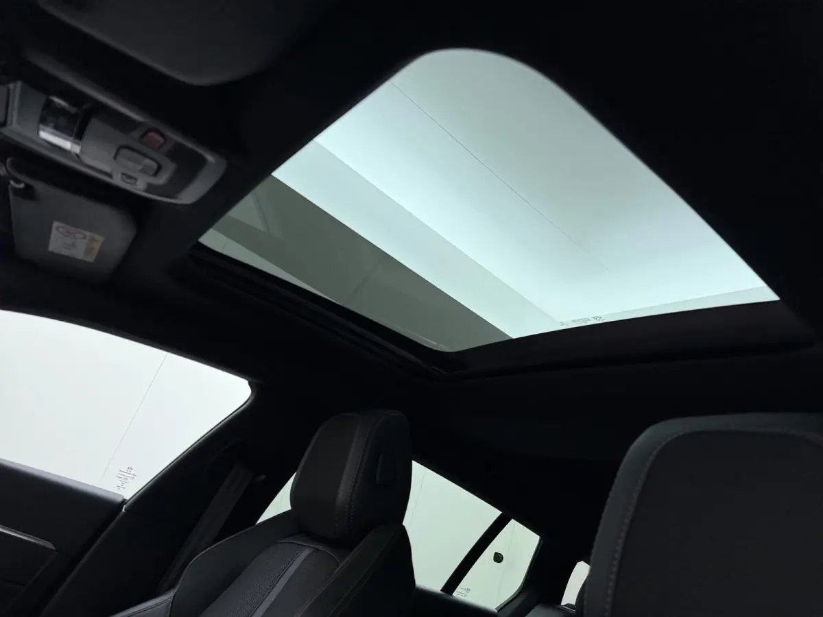 GT 225pk Plugin-Hybrid Automaat | Accu 92% | Navigatie | Elektrische achterklep | Full LED koplampen | Camera achter | Cruise control adaptief | Apple Carplay en Android auto
