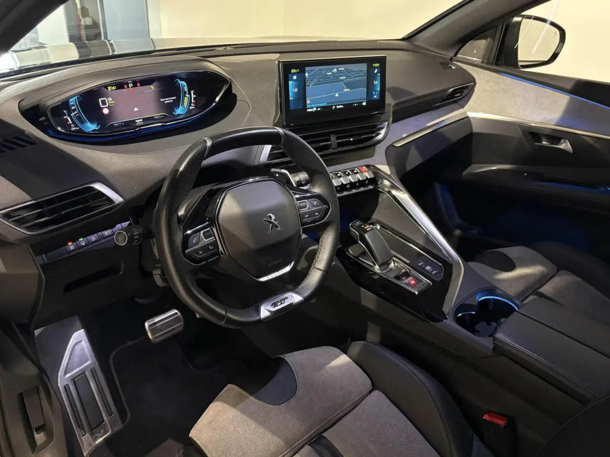 1.6 HYbrid 225 GT|PANODAK|Massage|Memory|360|FOCAL|Carplay|19 inch|Navi|PDC|ACC|Side assist|Lane Assist