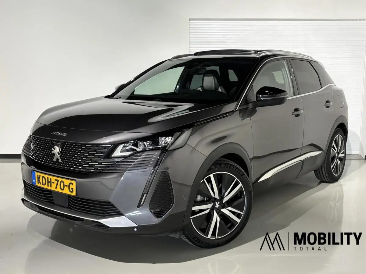 1.6 HYbrid 225 GT|PANODAK|Massage|Memory|360|FOCAL|Carplay|19 inch|Navi|PDC|ACC|Side assist|Lane Assist