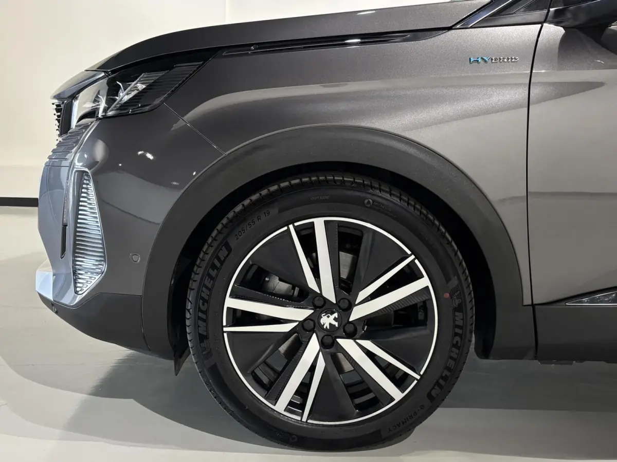 1.6 HYbrid 225 GT|PANODAK|Massage|Memory|360|FOCAL|Carplay|19 inch|Navi|PDC|ACC|Side assist|Lane Assist