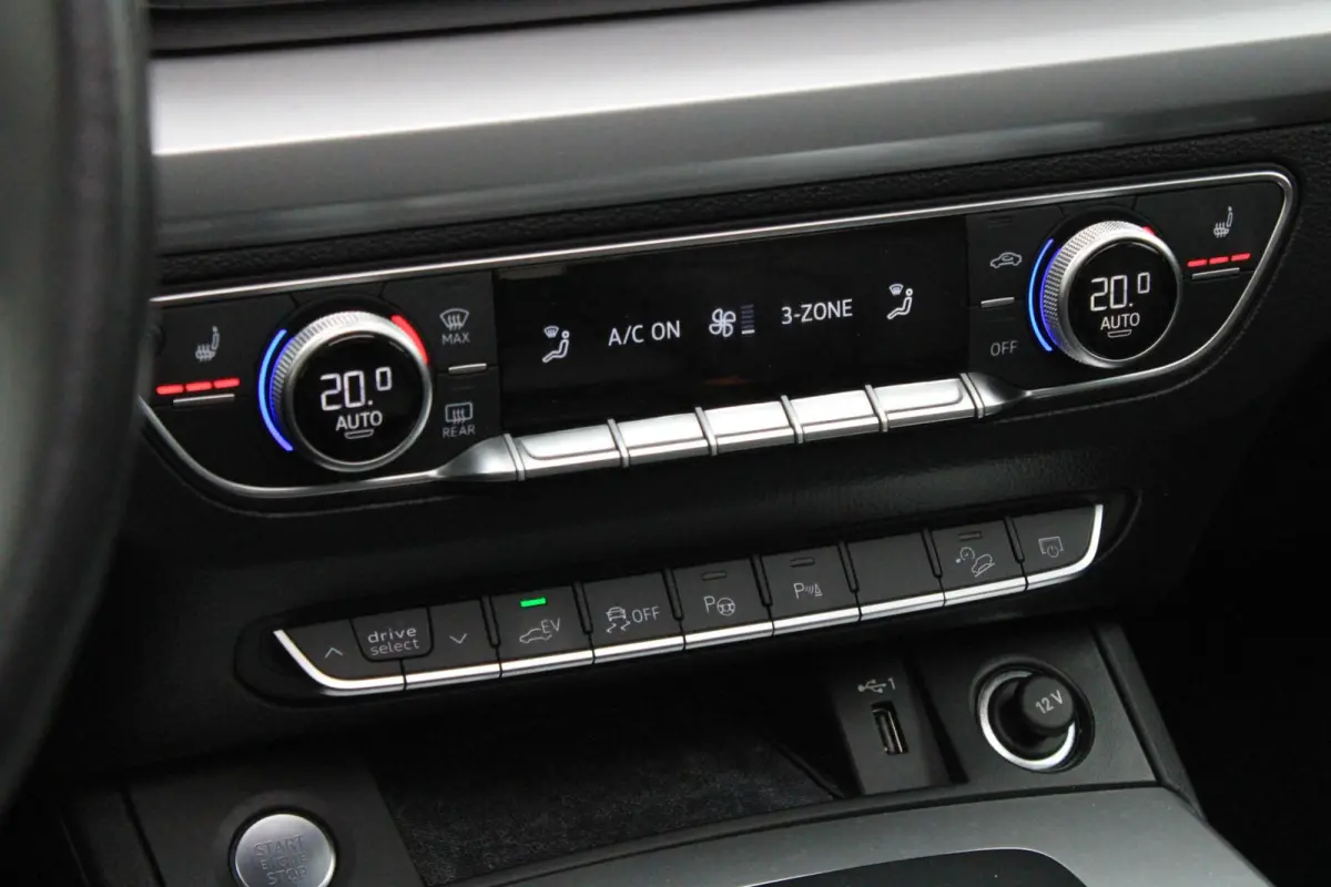 50 TFSI e S edition Pano Massage HUD ACC Luchtvering