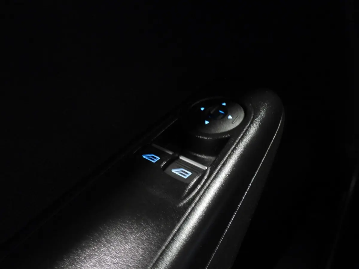 1.0 Trend EcoBoost NAVI/CAMERA/2xSCHUIFDEUR/PDC!