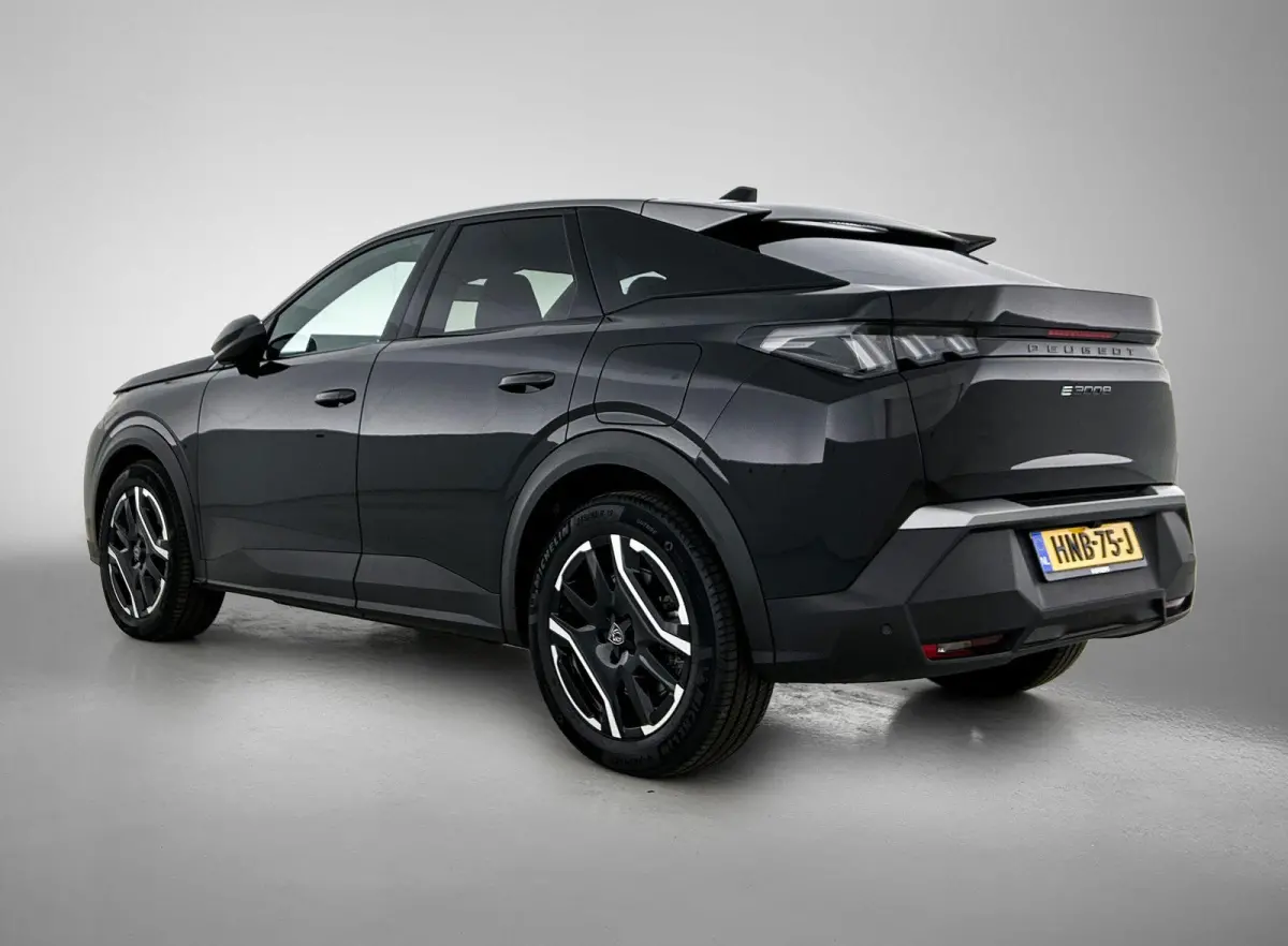 Allure Avantage 210pk 73 kWh | Accu 97% | Navigatie | Camera achter | Cruise control adaptief | Lichtmetalen velgen | Keyless entry | Apple Carplay en Android auto draadloos
