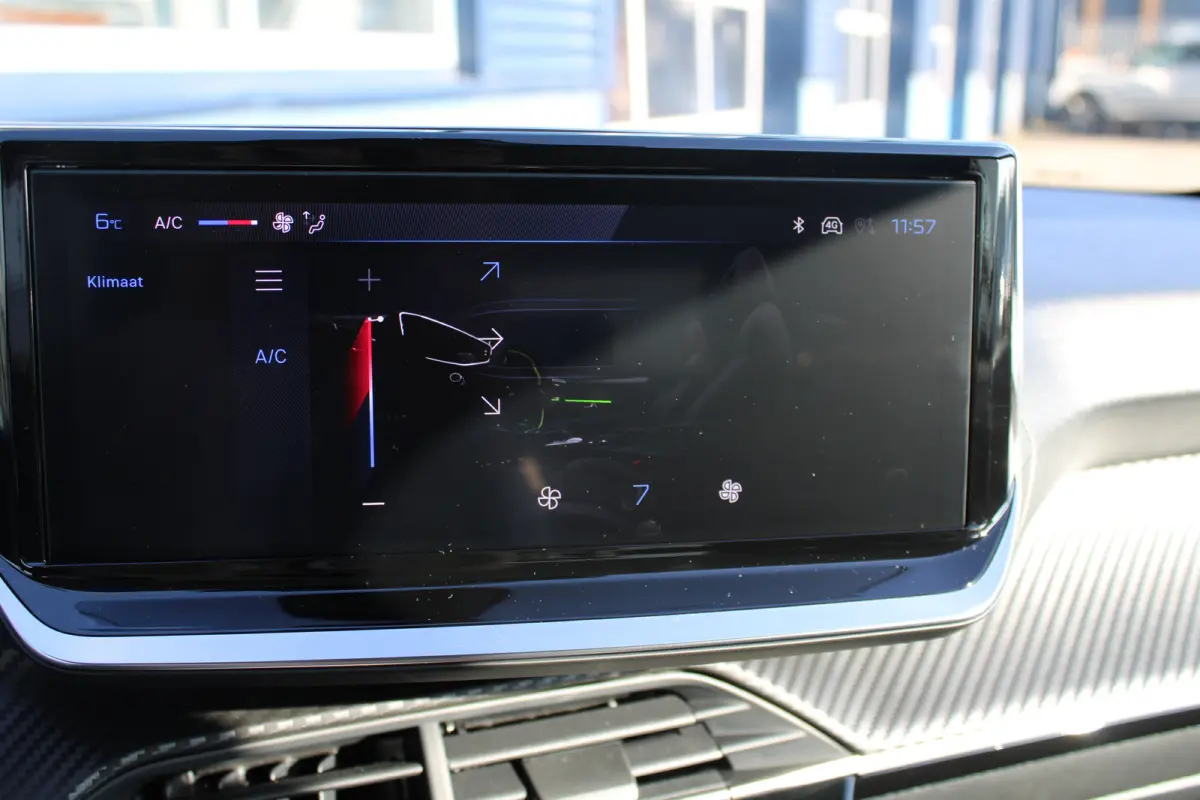 1.2 PureTech 100 Style Navigatie | Apple Carplay/Android Auto | Cruise Control