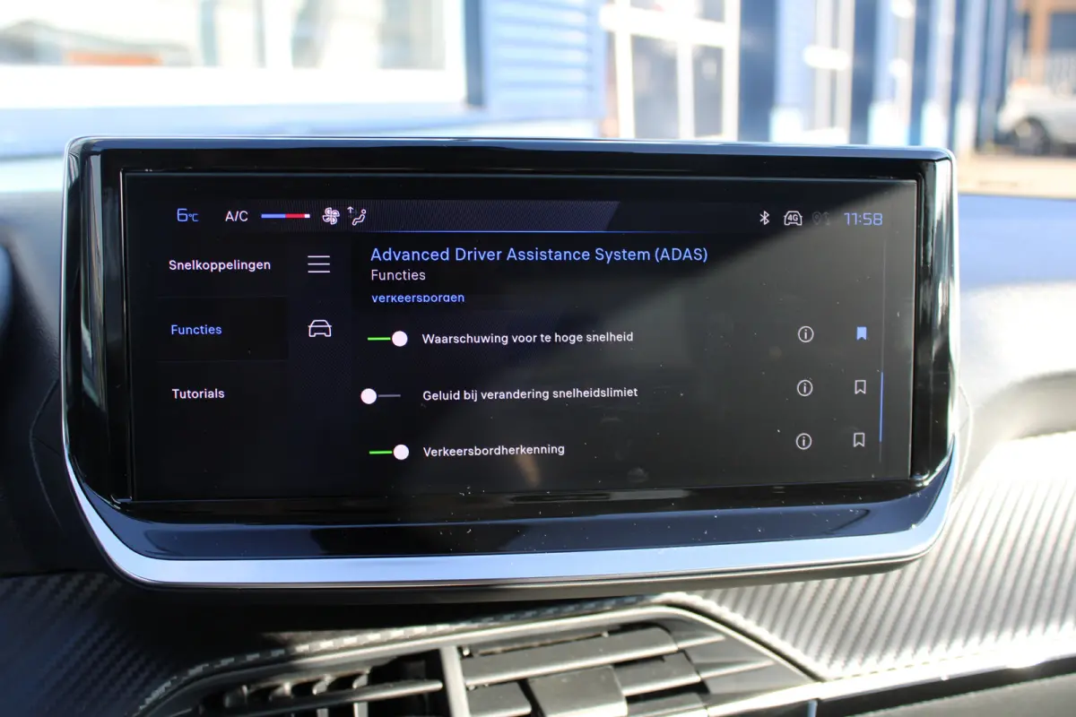 1.2 PureTech 100 Style Navigatie | Apple Carplay/Android Auto | Cruise Control