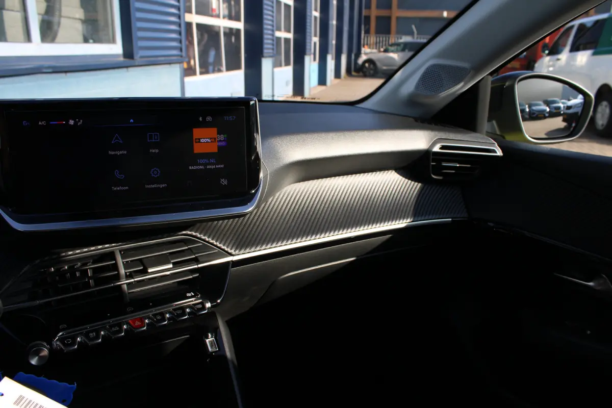 1.2 PureTech 100 Style Navigatie | Apple Carplay/Android Auto | Cruise Control