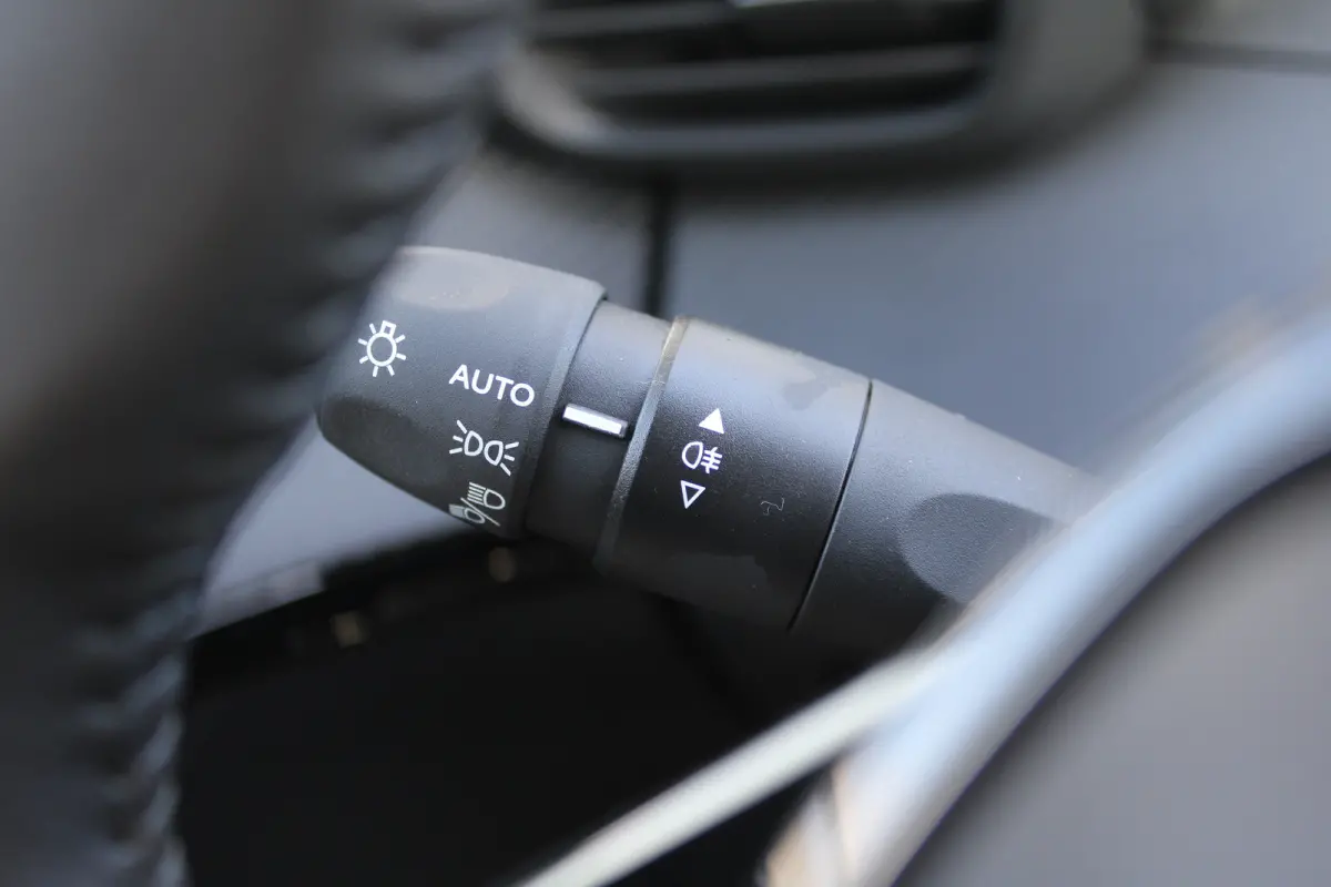 1.2 PureTech 100 Style Navigatie | Apple Carplay/Android Auto | Cruise Control