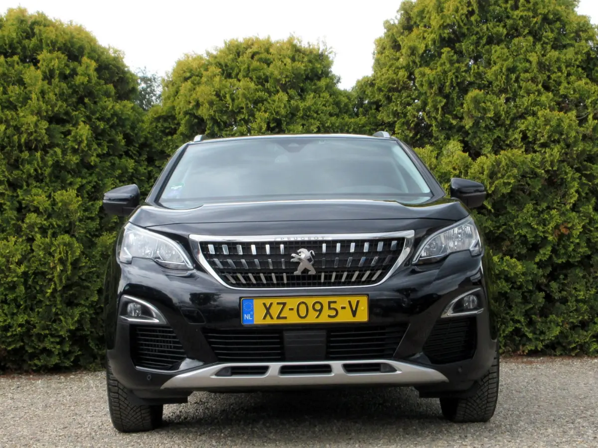 1.2 PureTech Allure * Navi * Camera * Carplay *