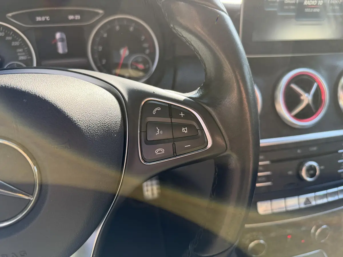 180 AMG-Line | Navi | Led | Cruise |