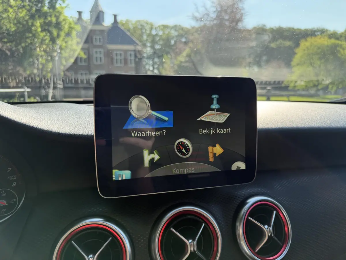180 AMG-Line | Navi | Led | Cruise |