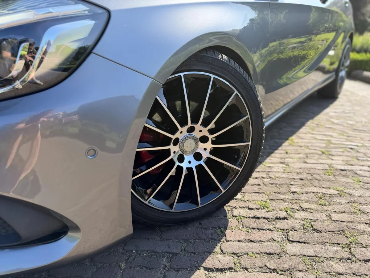 180 AMG-Line | Navi | Led | Cruise |