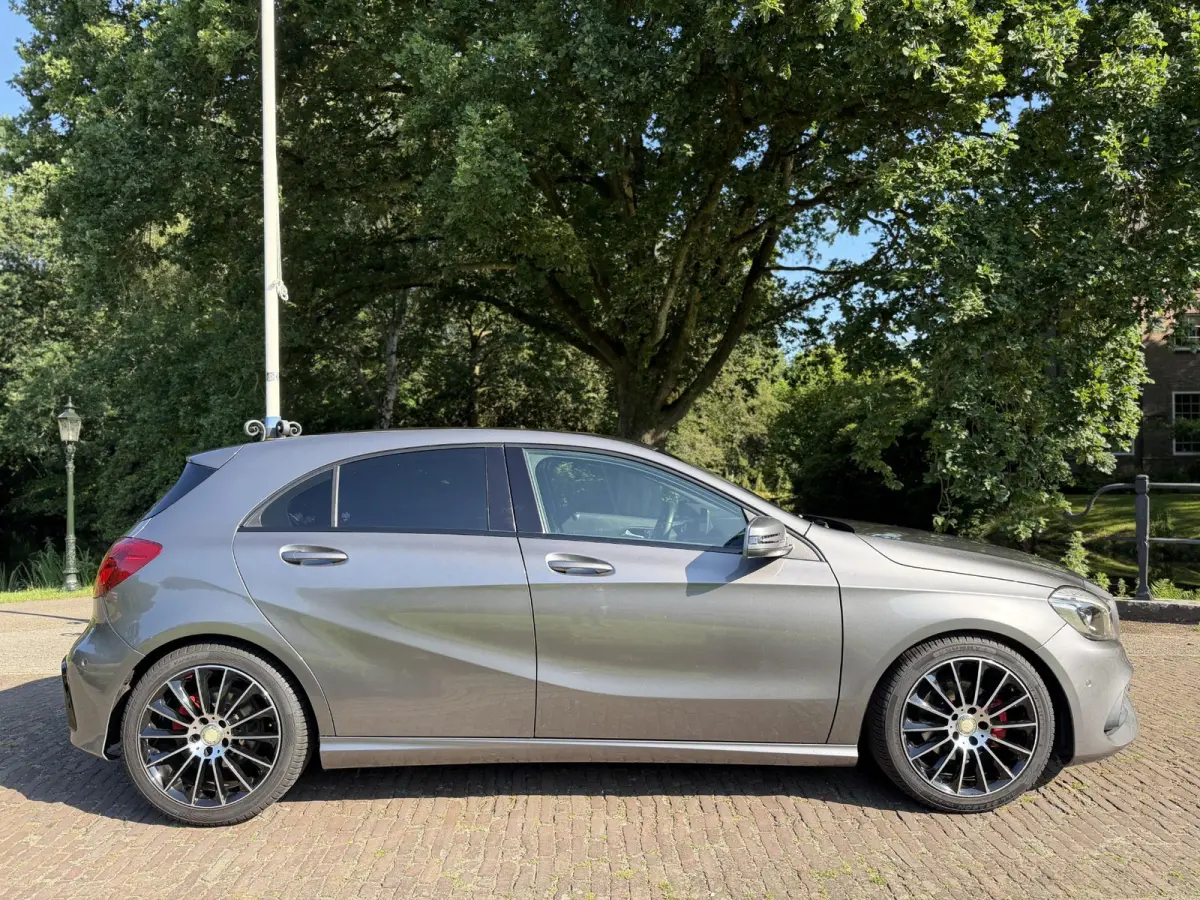 180 AMG-Line | Navi | Led | Cruise |