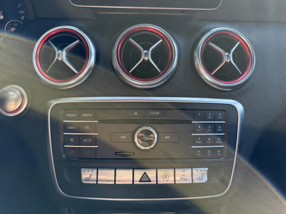180 AMG-Line | Navi | Led | Cruise |