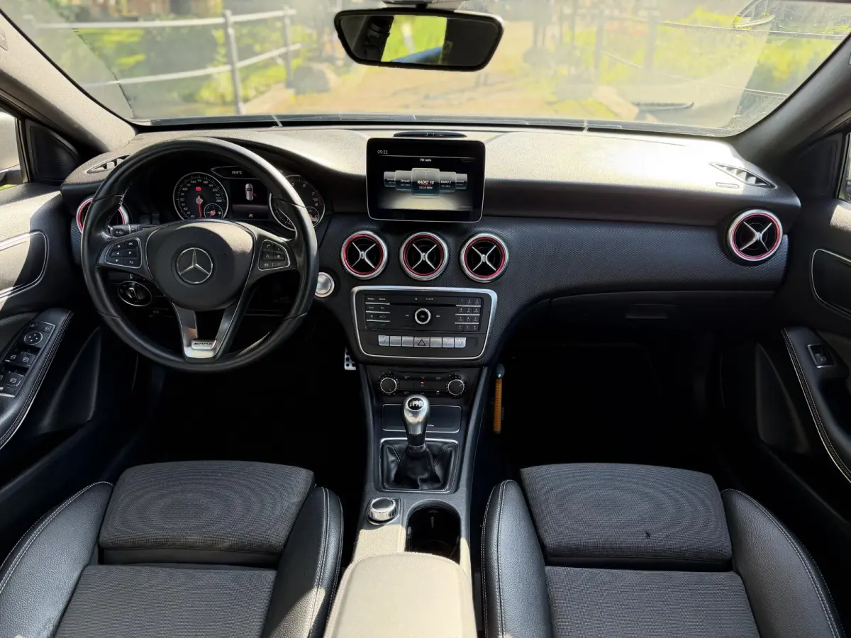 180 AMG-Line | Navi | Led | Cruise |