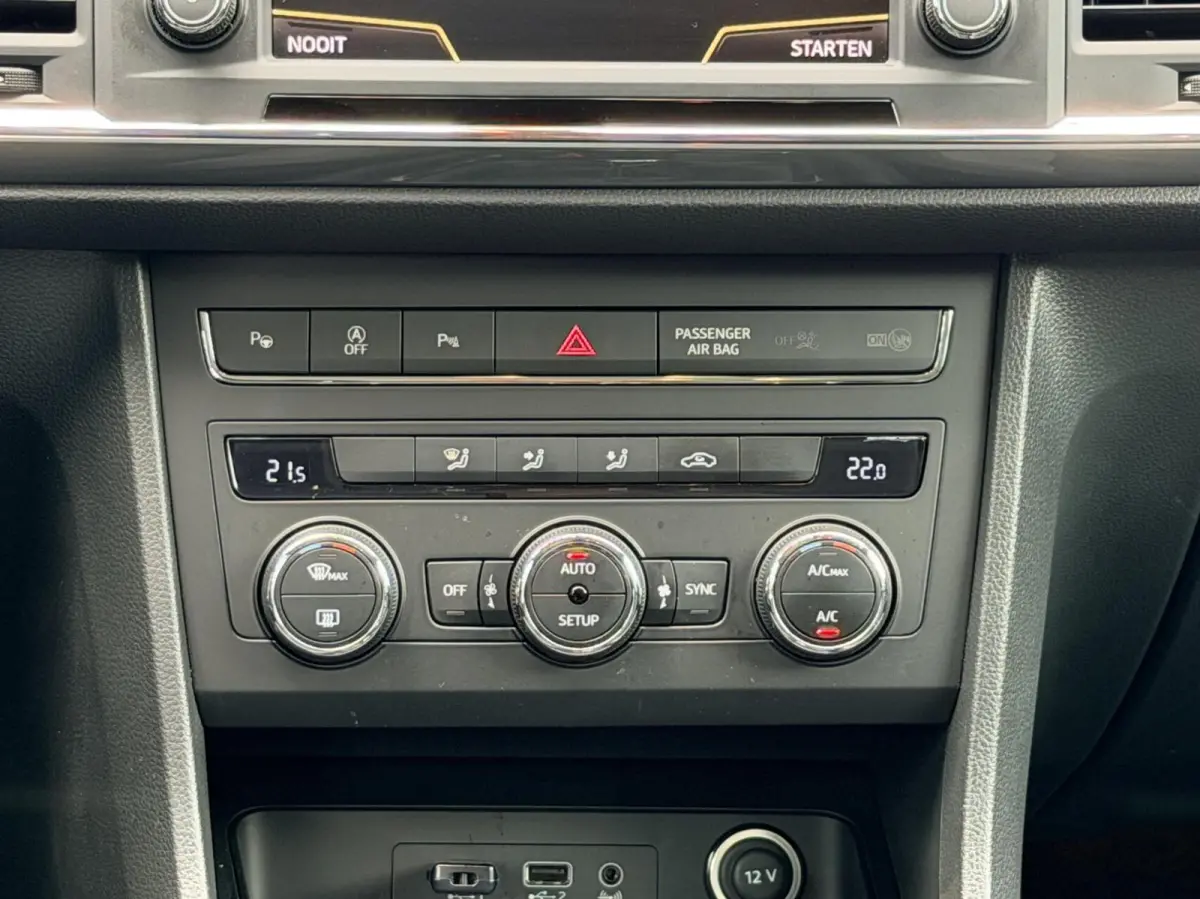 1.0 EcoTSI Limited Edition | Cruise | Clima | Camera | Led | Dealer Onderhouden