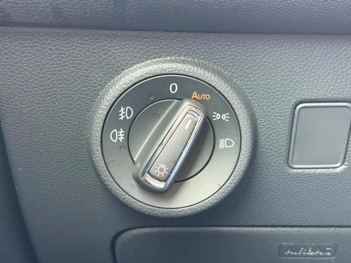 1.0 EcoTSI Limited Edition | Cruise | Clima | Camera | Led | Dealer Onderhouden