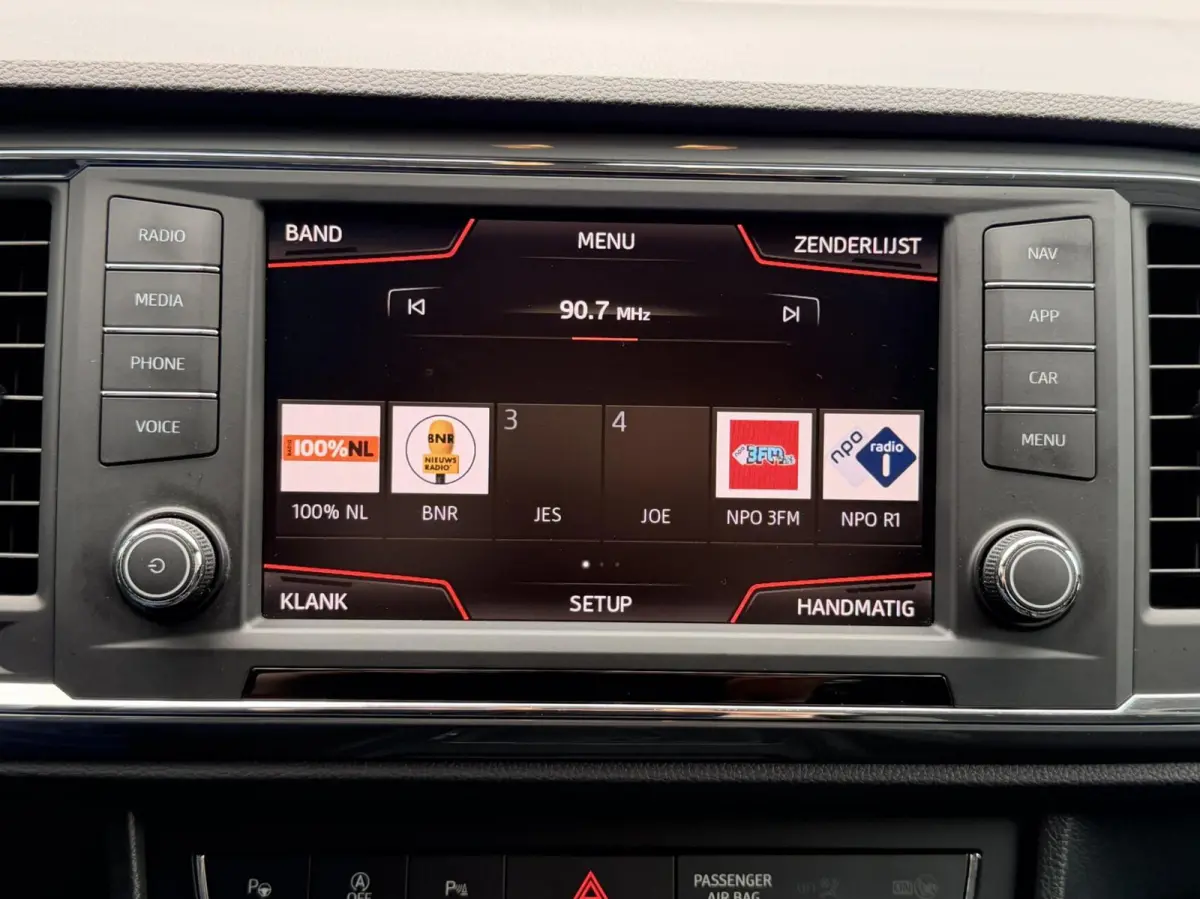 1.0 EcoTSI Limited Edition | Cruise | Clima | Camera | Led | Dealer Onderhouden